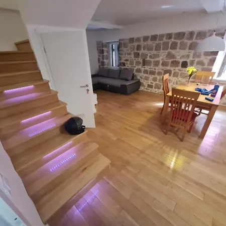 Daire Centar Terace Apartmenets Split